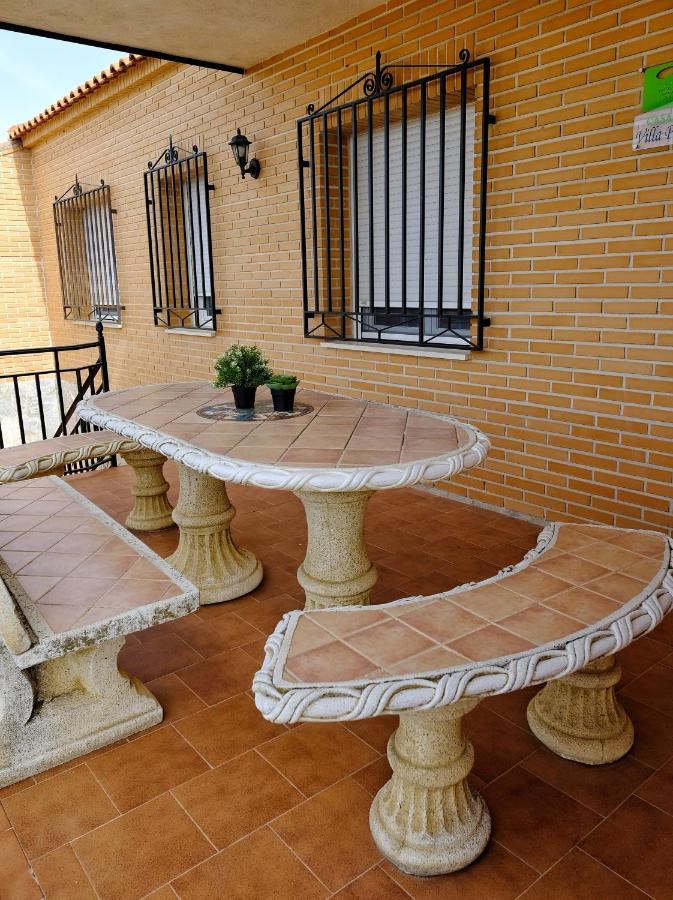 Villa Pozo Hondo Villamuelas Exterior photo